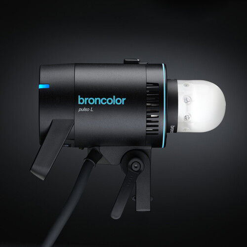 Broncolor Pulso L 3200 J Bi-Color LED Modeling Light Lamphead